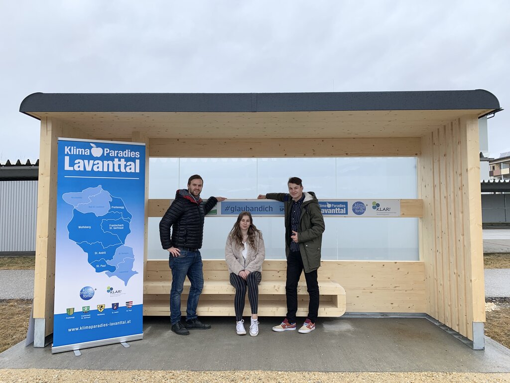 (c) Stephan Stückler Buswartehäuschen KLAR! Lavanttal