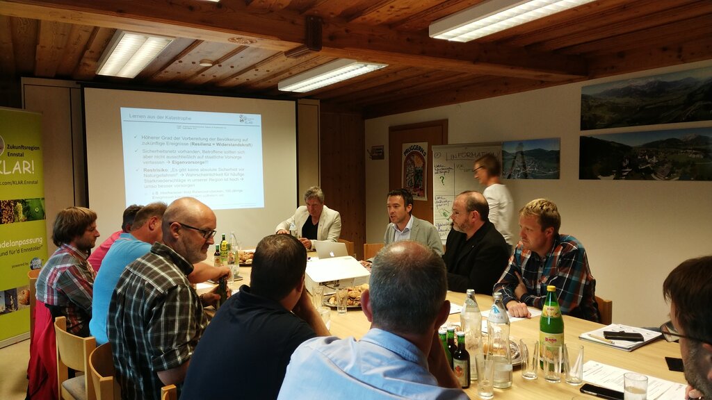 © Natalie Prüggler Teilnehmerinnen und Teilnehmer bei einer KLAR! Sitzung