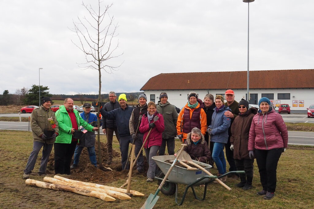 © Tourismus- und Verschönerungsverein Groß Siegharts Gruppenbild Naschplatz Groß Siegharts