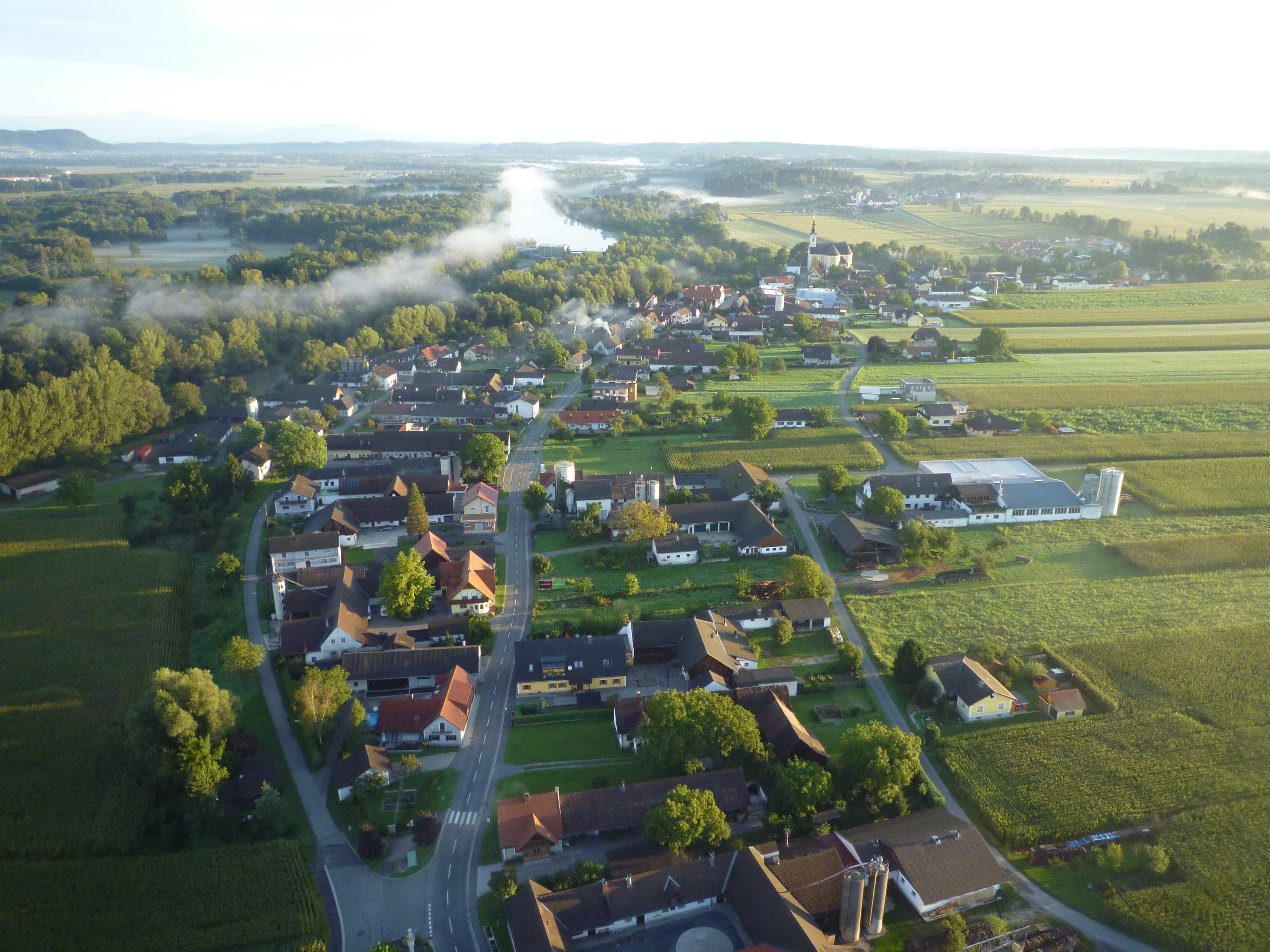 Luftaufnahme der Ortschaft